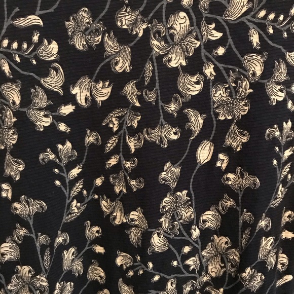 Lucky Brand floral medium top short sleeve - Picture 6 of 14